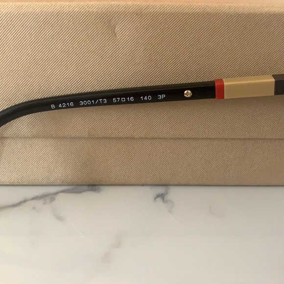 Burberry Sunglasses - Picture 3 of 4